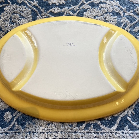 Vintage Sunflower Yellow Sectioned Ceramic Glazed Serving Platter. IEC. - Picture 7 of 7